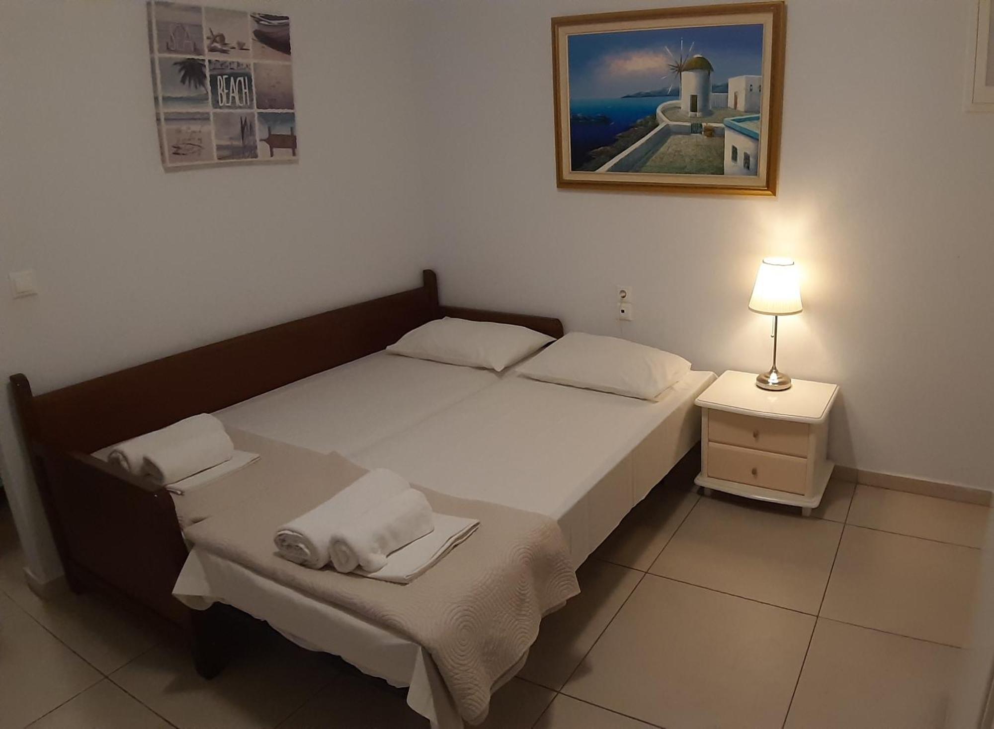 Anna Maria - Vanessa Apartments Нео Клима Екстериор снимка