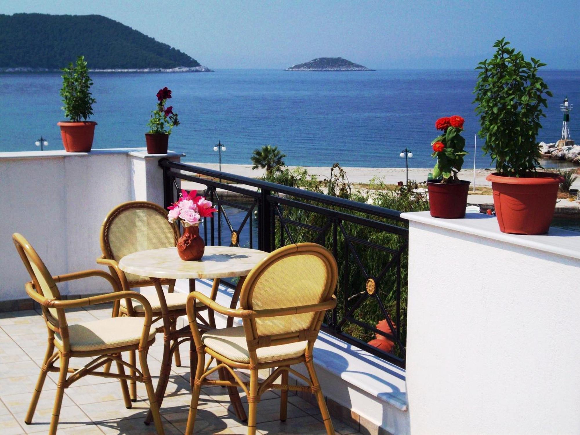 Anna Maria - Vanessa Apartments Нео Клима Екстериор снимка
